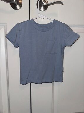 Little Sleepies Toddler Bamboo Short Sleeve Pocket Tee - Light Blue / Musk EUC